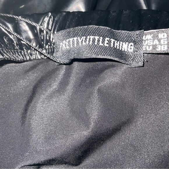 PrettyLittleThing Black Vinyl Extreme Two Piece Set 4/6 Goth Rocker Cosplay Punk - Picture 13 of 16